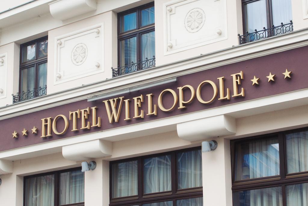 Hotel Wielopole Krakow Bagian luar foto